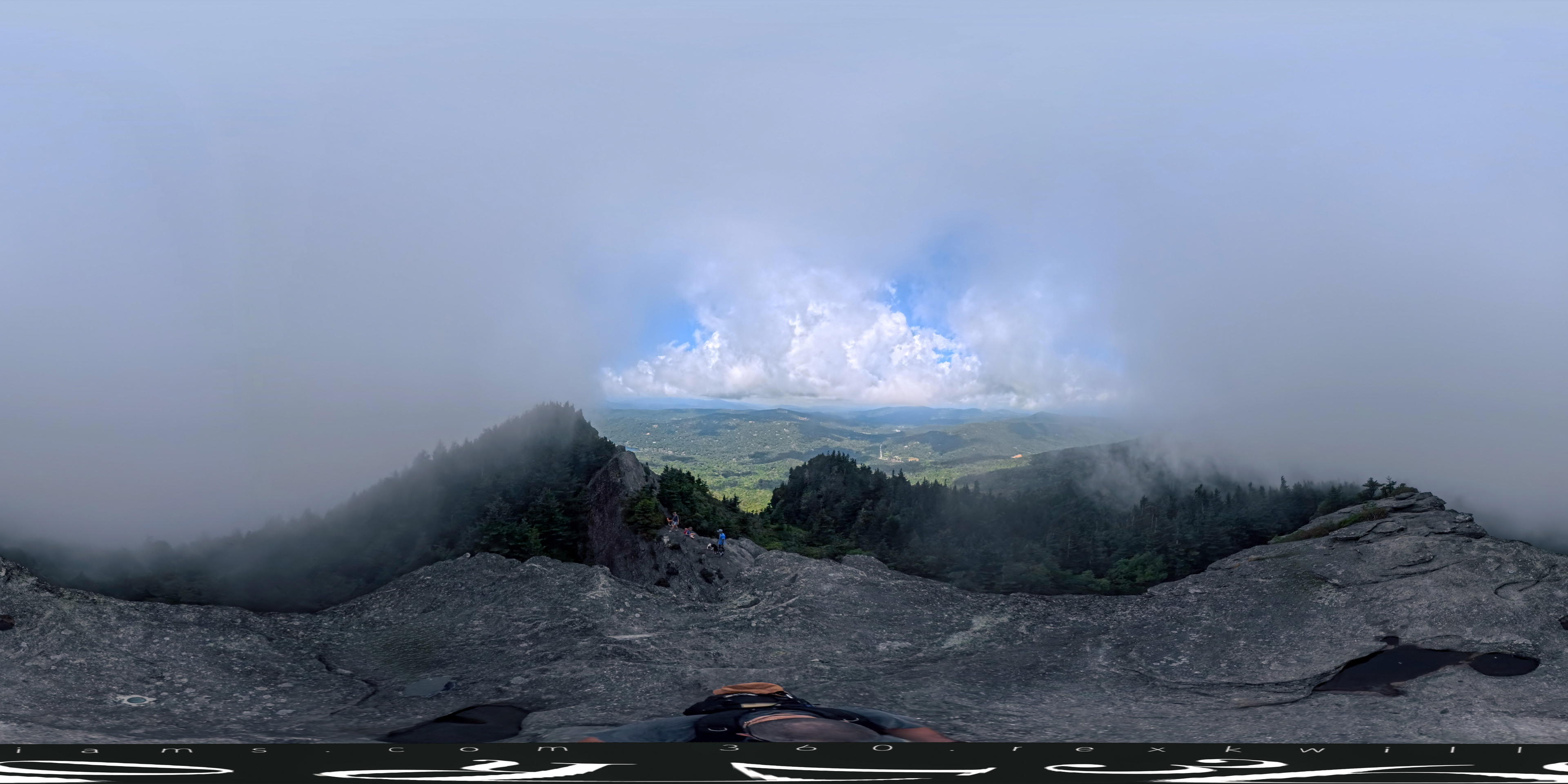 Grandfather Mountain McRae's Peak panorama preview